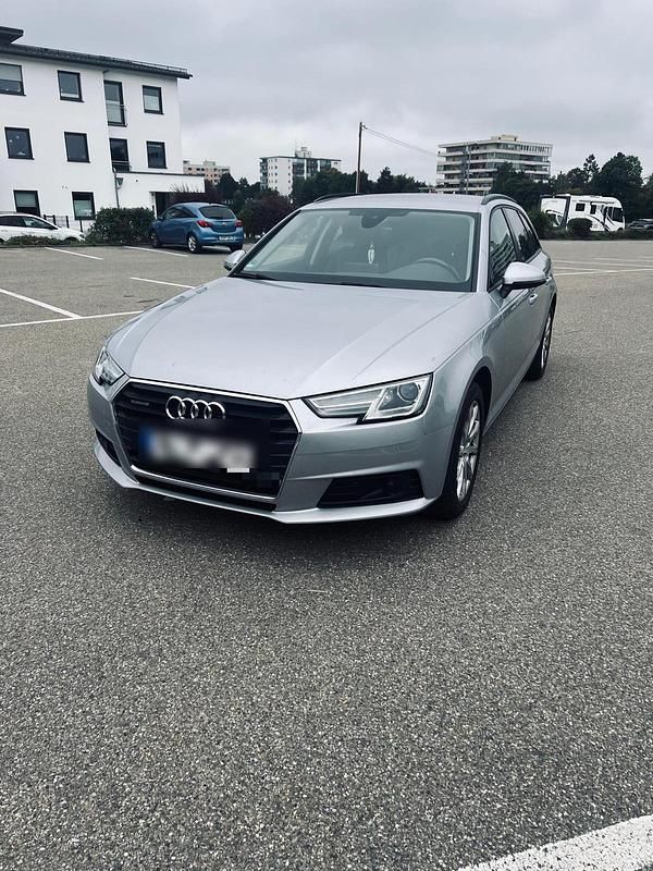 Silber Gebraucht 2016 Audi A4 Design Kombi | 13.999 € (Guter Preis) - Bild 1/4