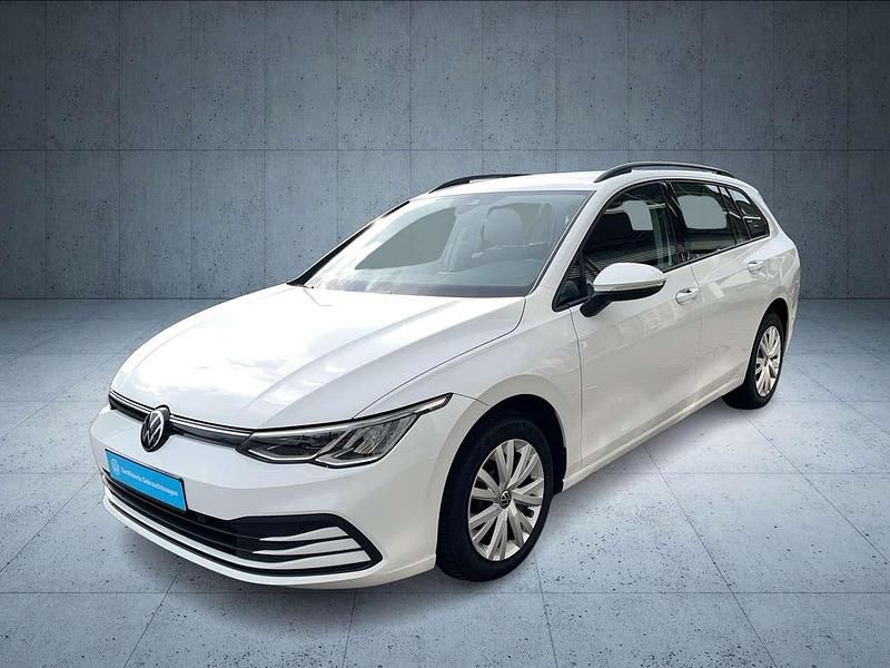 Gebraucht VW Golf VIII Life 116 PS (85 kW) 2023 Pure white Kombi