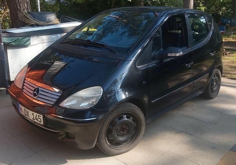 Schwarz Gebraucht 2004 Mercedes A170 Avantgarde Limousine | 1.000 € (Guter Preis) - Bild 1/4