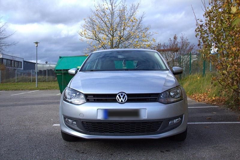 Gebraucht VW Polo Team 105 PS (77 kW) 2010 Silber Kleinwagen