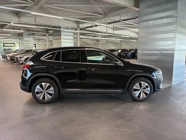 Gebraucht Mercedes EQA250 139 kW (190 PS) 2024 SUV