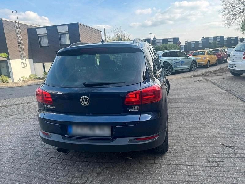 Gebraucht VW Tiguan 122 PS (89 kW) 2014 Blau SUV