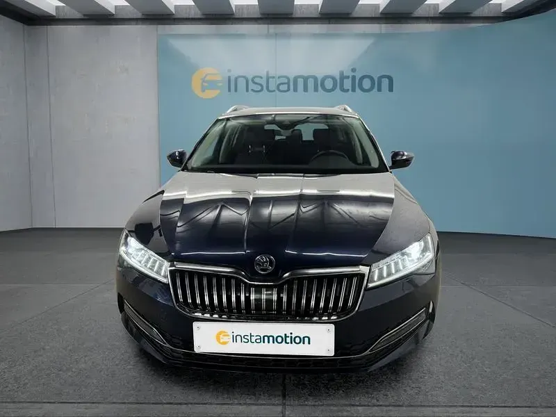Gebraucht Skoda Superb 200 PS (147 kW) 2022 Andere Kombi