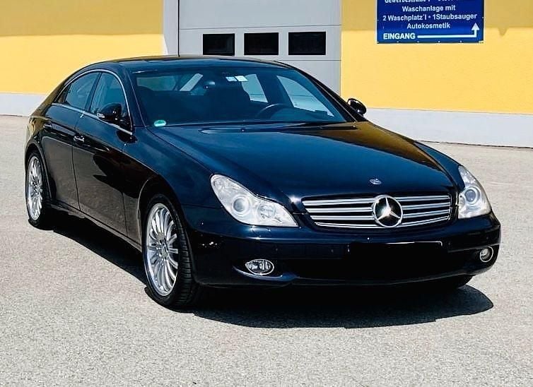 Blau Gebraucht 2005 Mercedes CLS500 Coupé | 19.500 € - Bild 1/4