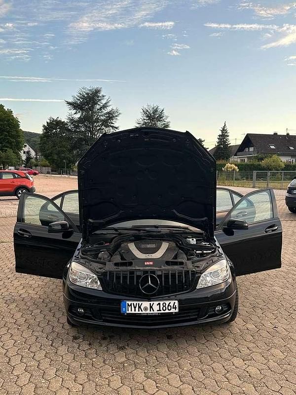 Gebraucht Mercedes C300 231 PS (169 kW) 2009 Limousine