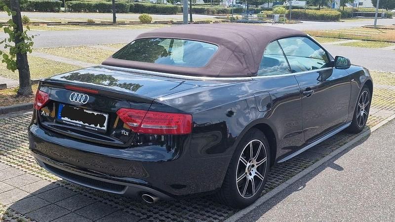 Gebraucht Audi A5 Cabriolet Sport 258 PS (189 kW) 2011 Schwarz Cabrio