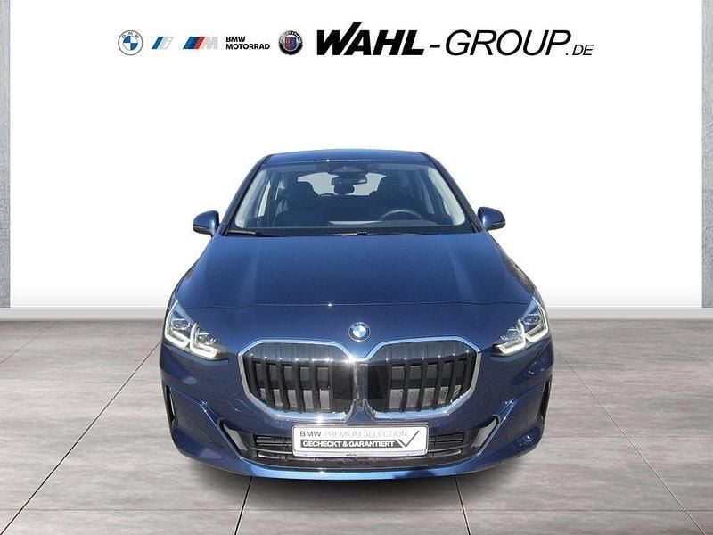 Gebraucht BMW 220 Active Tourer Performance 170 PS (125 kW) 2025 Blau Van / Kleinbus
