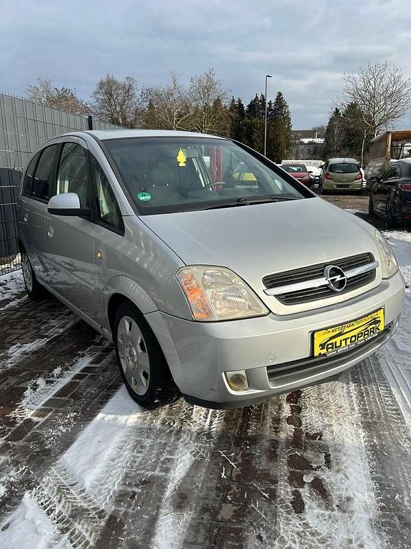 Silber Gebraucht 2003 Opel Meriva Van / Kleinbus | 2.190 € (Fairer Preis) - Bild 1/4
