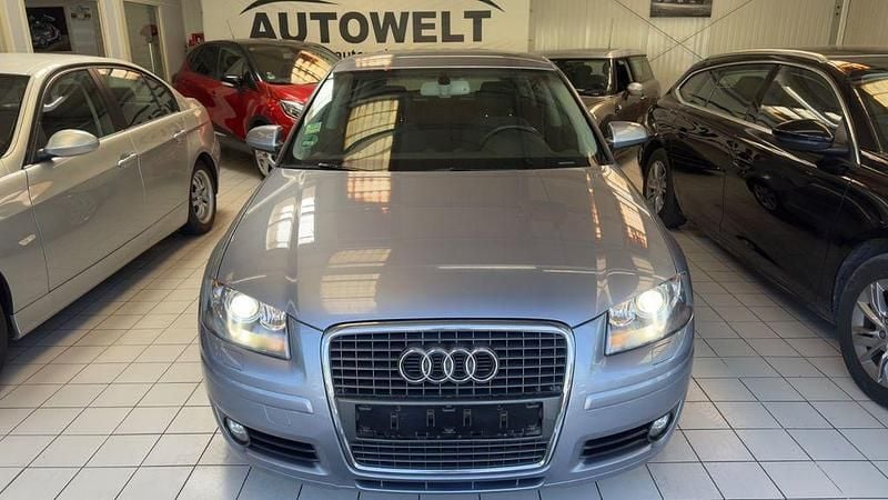 Second-hand Audi A3 Ambiente 116 CP (85 kW) 2006 Argintiu Hatchback