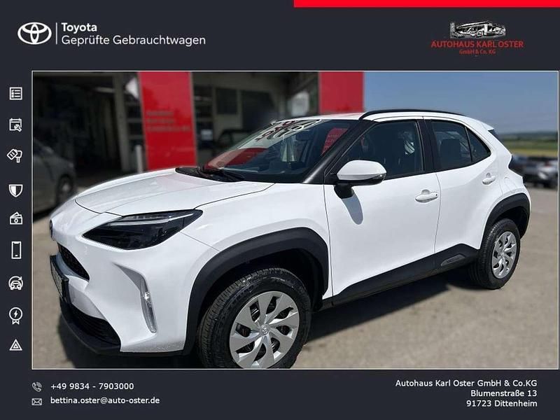 Schneeweiß Gebraucht 2025 Toyota Yaris Cross Business Edition SUV | 26.390 € (Fairer Preis) - Bild 1/4