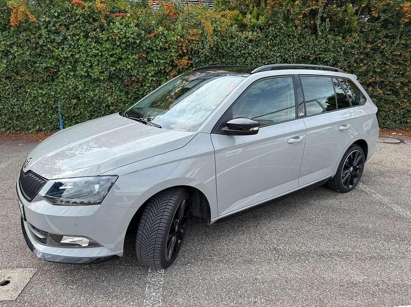 Grau Gebraucht 2017 Skoda Fabia Monte Carlo Kombi | 11.990 € (Fairer Preis) - Bild 1/4