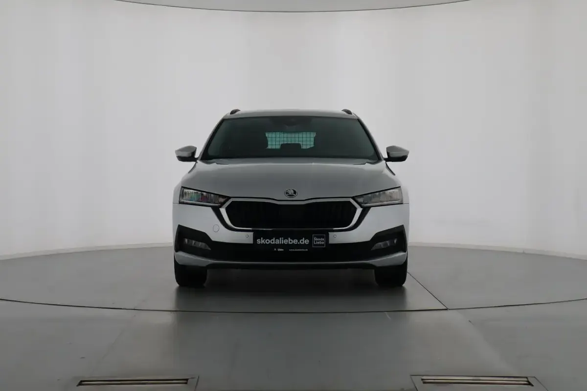 Usata Skoda Octavia Ambition 116 CV (85 kW) 2023 Argento Station wagon