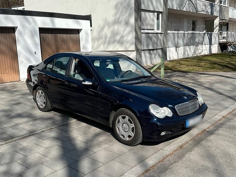 Gebraucht Mercedes C200 2003 Blau Limousine
