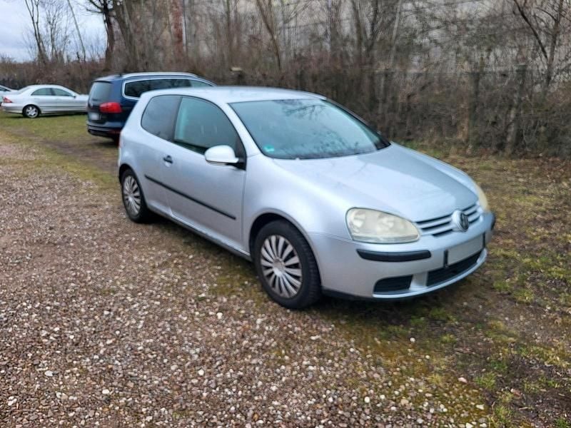 Gebraucht VW Golf V 75 PS (55 kW) 2004 Silber Kleinwagen