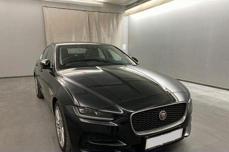 Gebraucht Jaguar XE SE 250 PS (183 kW) 2020 Schwarz Limousine