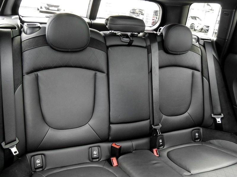 Gebraucht Mini John Cooper Works 306 PS (225 kW) 2022 Schwarz Kleinwagen