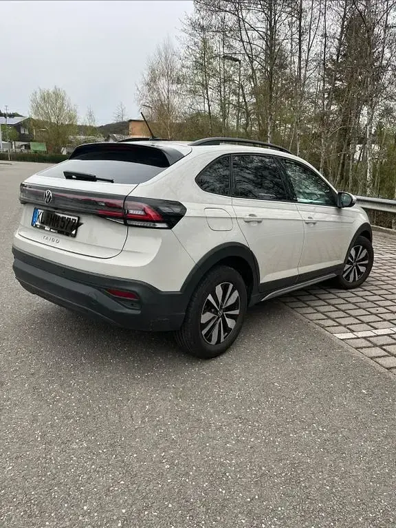 Gebraucht VW Taigo Move 150 PS (110 kW) 2024 Grau SUV