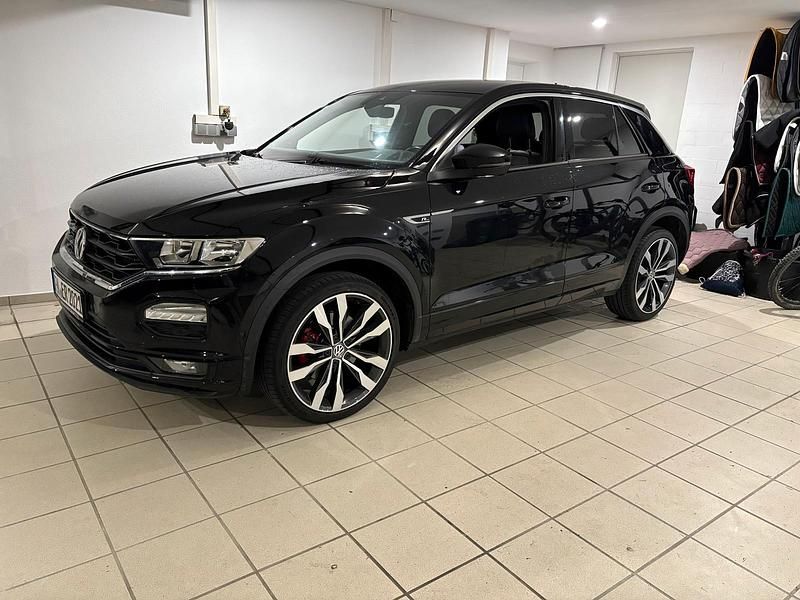 Schwarz Gebraucht 2022 VW T-Roc IQ Drive SUV | 23.000 € (Fairer Preis) - Bild 1/4