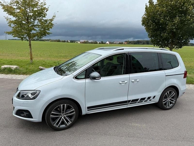 Weiß Gebraucht 2019 Seat Alhambra FR-Line Van / Kleinbus | 19.500 € (Superpreis) - Bild 1/4