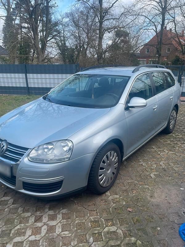 Gebraucht VW Golf V 105 PS (77 kW) 2008 Silber Kombi