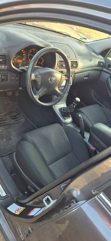 Gebraucht Toyota Avensis Travel 126 PS (92 kW) 2008 Grau Kombi