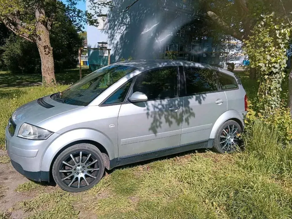 Occasion Audi A2 80 ch (58 kW) 2002 Argent Citadine