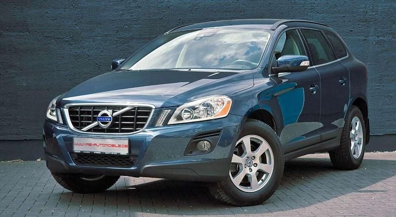 Blau Gebraucht 2010 Volvo XC60 Momentum SUV | 14.900 € (Teuer) - Bild 1/4