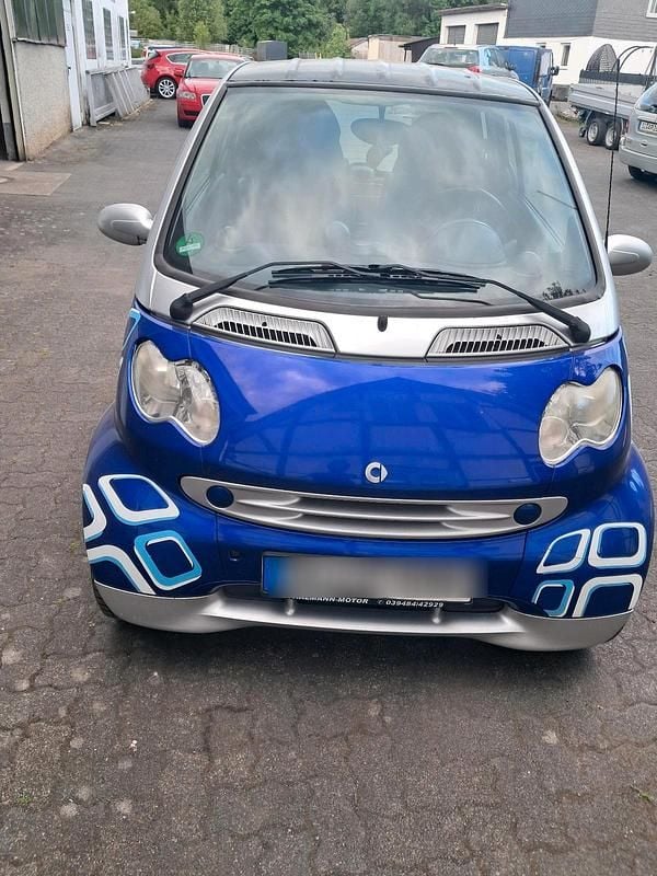 Blau Gebraucht 2003 Smart ForTwo Coupé Kleinwagen | 1.000 € (Guter Preis) - Bild 1/4