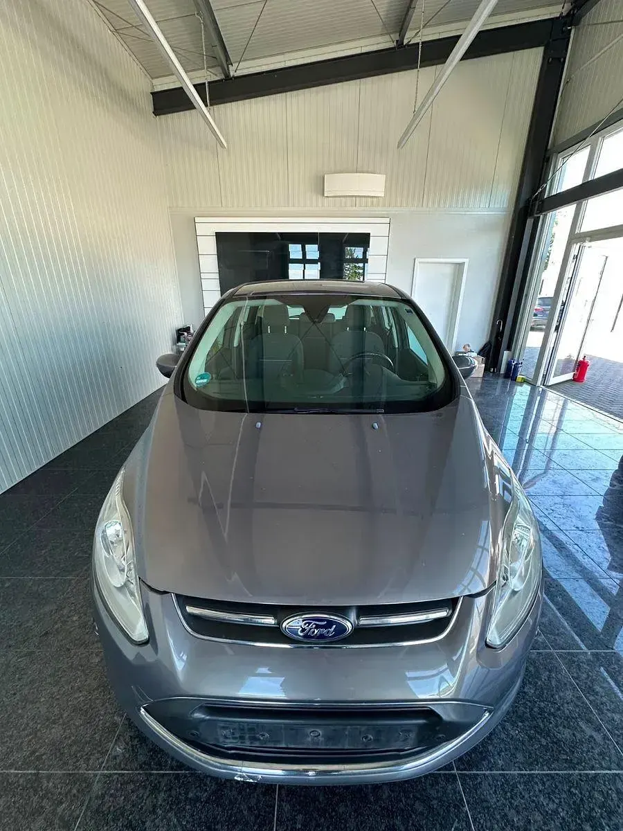 Gebraucht Ford C-MAX Champions Edition 101 PS (74 kW) 2013 Braun Van / Kleinbus