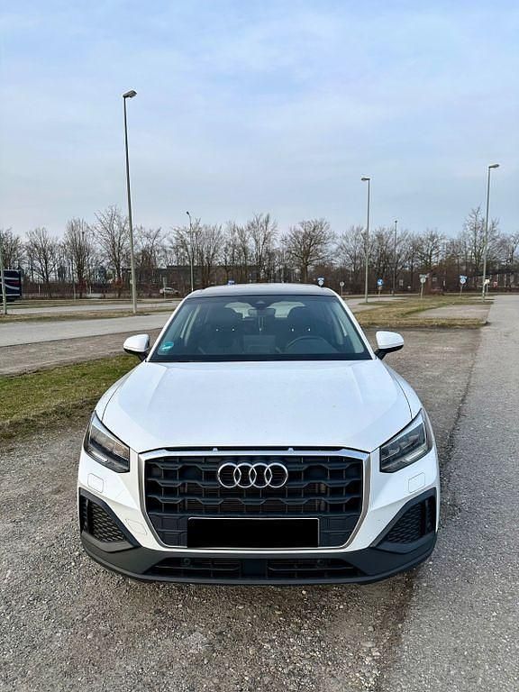 Gebraucht Audi Q2 Advanced 150 PS (110 kW) 2024 Weiß SUV