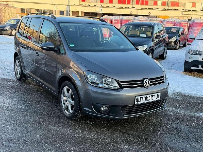 Pepper grey metallic Gebraucht 2011 VW Touran Comfortline Van / Kleinbus | 8.300 € (Etwas zu teuer) - Bild 1/4