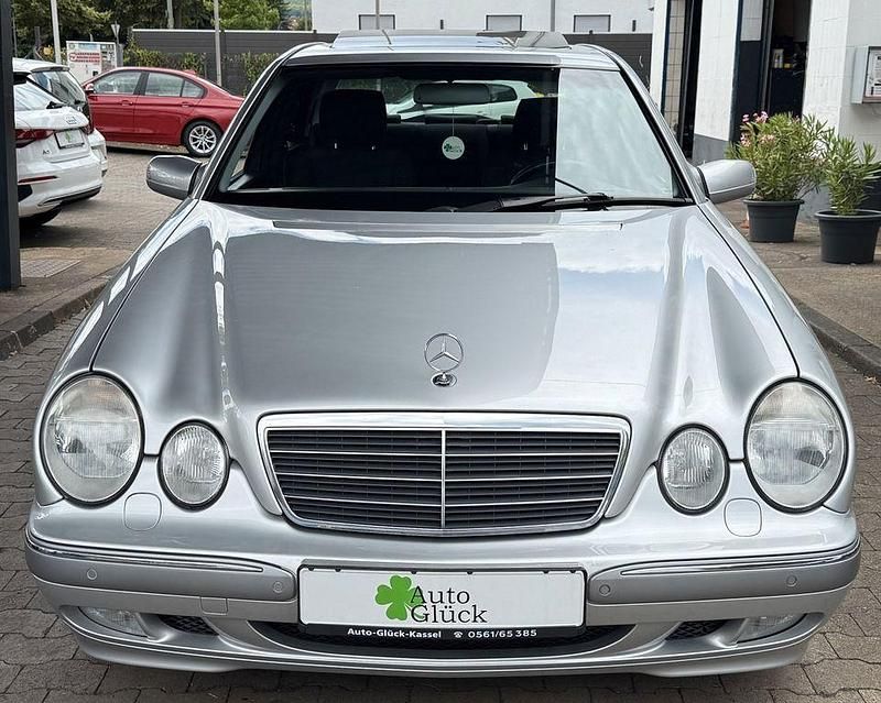 Brugt Mercedes E200 Elegance 136 HK (100 kW) 1999 Sølv Sedan