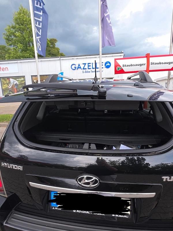 Gebraucht Hyundai Tucson 141 PS (103 kW) 2008 Schwarz SUV