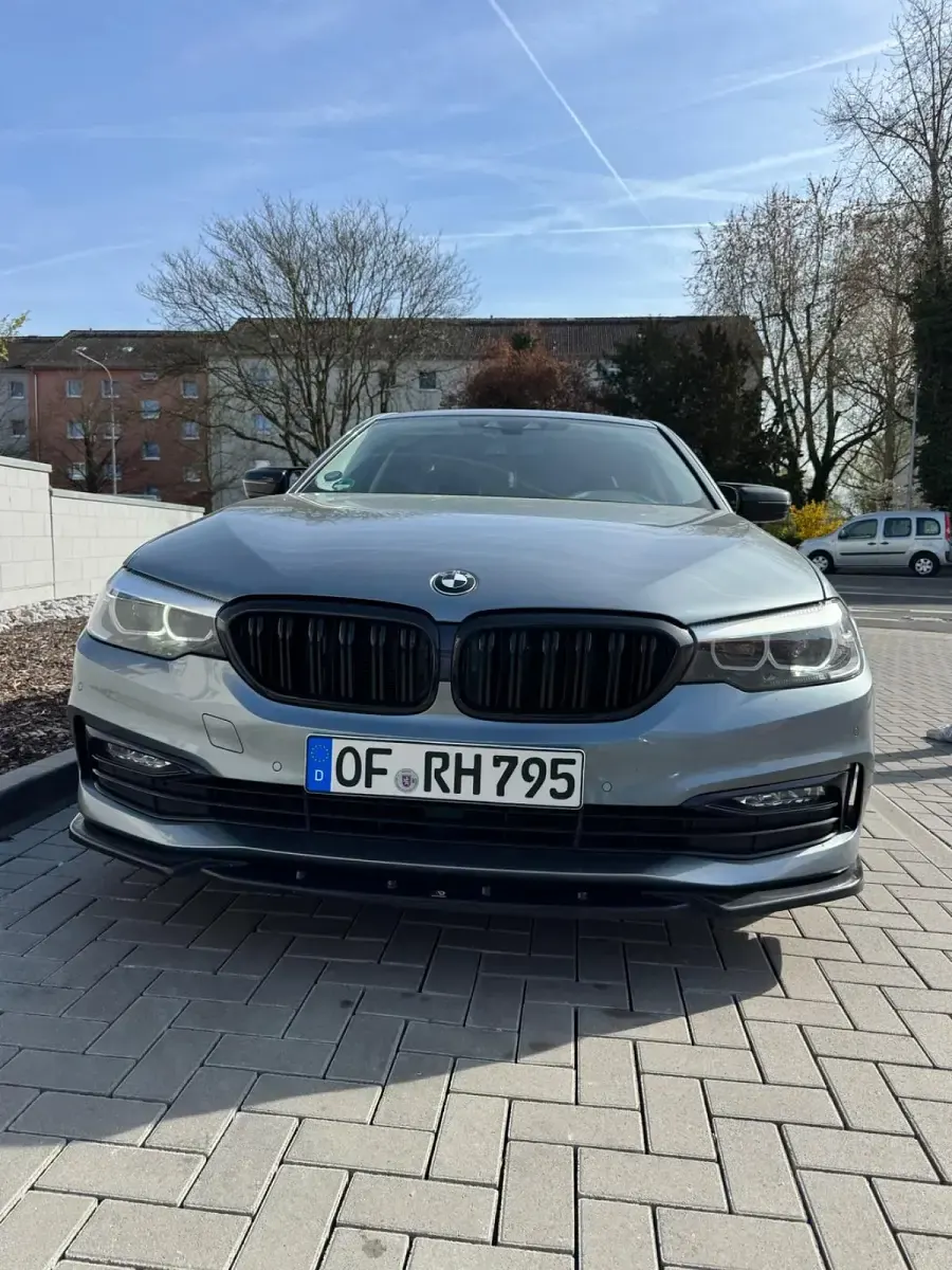 Gebraucht BMW 520 Shadowline 190 PS (139 kW) 2018 Grau Limousine