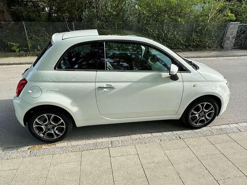 Gebraucht Fiat 500 Lounge 69 PS (50 kW) 2017 Weiß Limousine