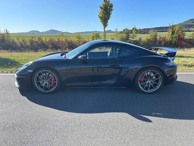 Schwarz Gebraucht 2021 Porsche Cayman GT4 Coupé | 109.900 € (Fairer Preis) - Bild 1/4