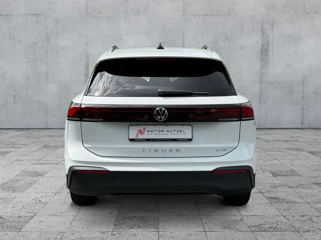 Neu VW Tiguan Life 150 PS (110 kW) 2026 Weiß SUV