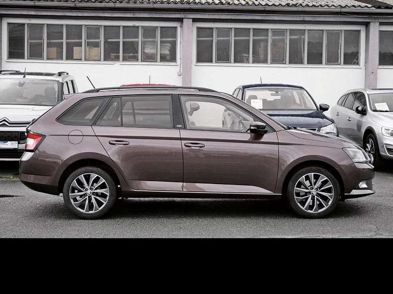 Gebraucht Skoda Fabia 105 PS (77 kW) 2015 Braun Kombi