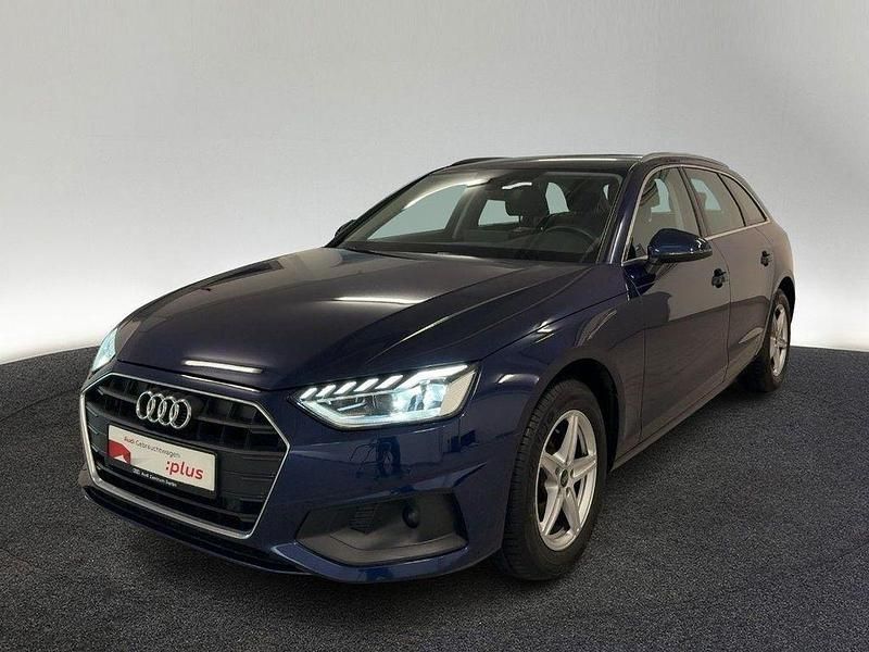 Gebraucht Audi A4 Ambiente 163 PS (119 kW) 2022 Navarrablau metallic Kombi