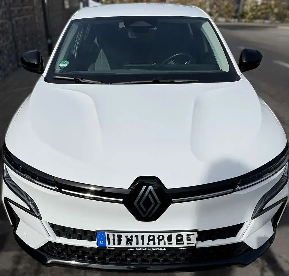 Usado Renault Megane E-Tech 160 kW (218 CV) 2023 Blanco Berlina