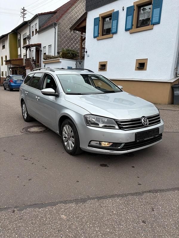 Gebraucht VW Passat Exclusive 122 PS (89 kW) 2012 Silber Kombi
