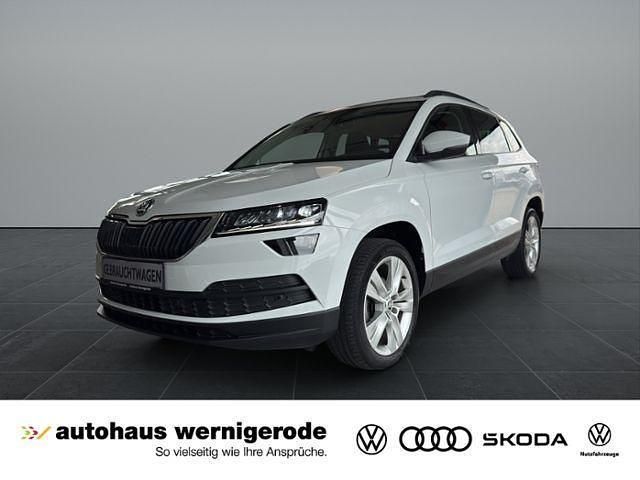 Weiß Gebraucht 2021 Skoda Karoq Style SUV | 20.940 € (Guter Preis) - Bild 1/4