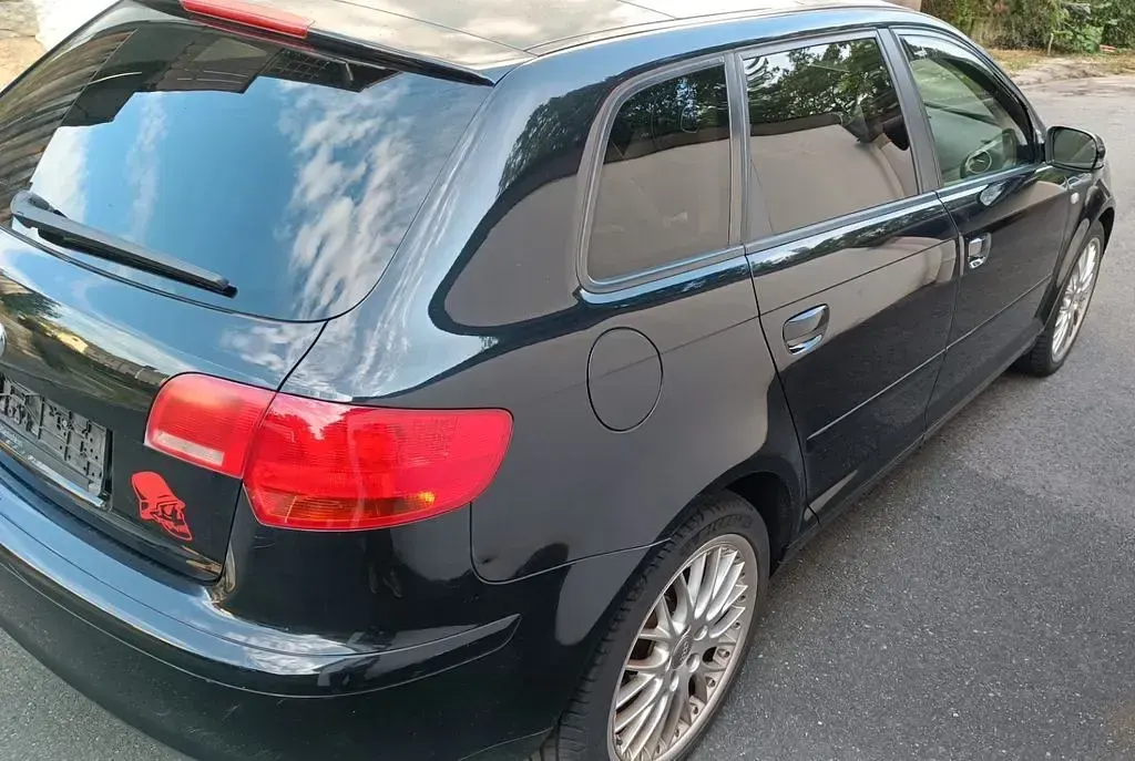 Gebraucht Audi A3 Ambiente 105 PS (77 kW) 2006 Schwarz Kleinwagen