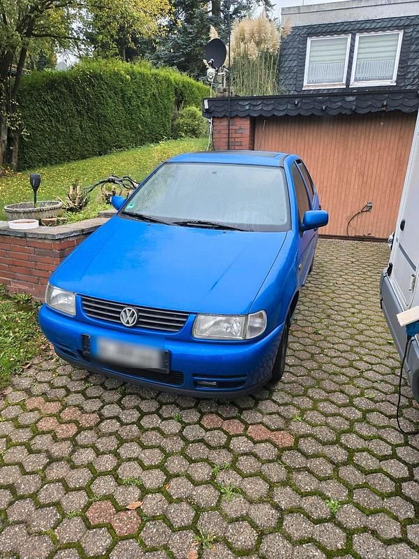 Blau Gebraucht 1998 VW Polo Kleinwagen | 1.800 € (Fairer Preis) - Bild 1/4