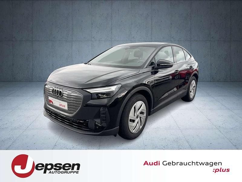 Mythosschwarz Gebraucht 2022 Audi Q4 Sportback e-tron Comfort SUV | 28.760 € (Fairer Preis) - Bild 1/4