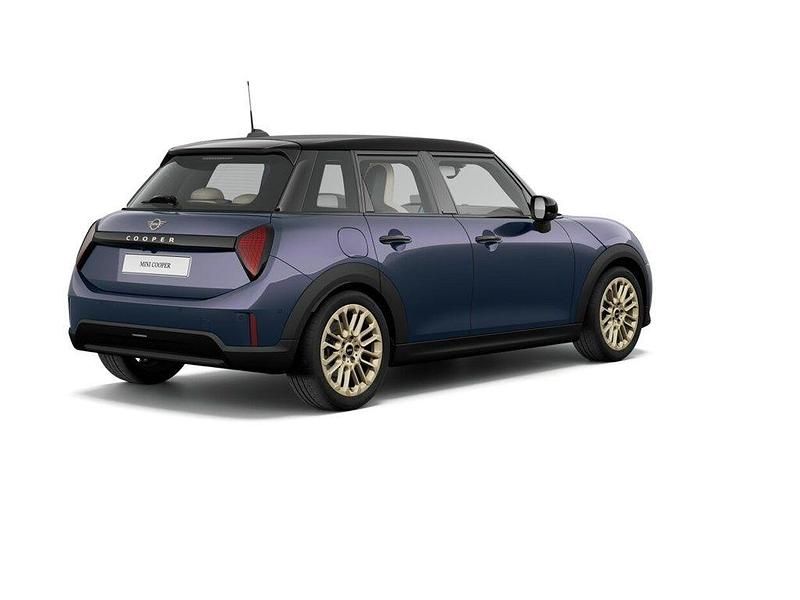 Gebraucht Mini Cooper Favoured 156 PS (114 kW) 2024 Dunkelblau Kleinwagen