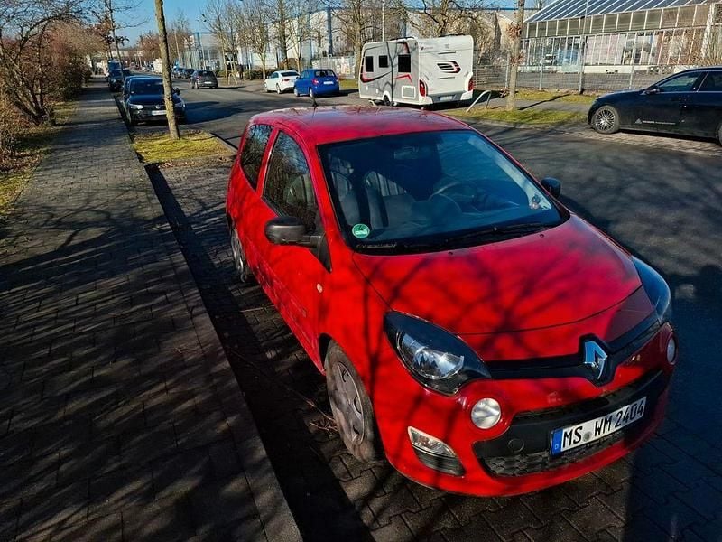 Rot Gebraucht 2013 Renault Twingo Dynamique Kleinwagen | 4.599 € (Fairer Preis) - Bild 1/4