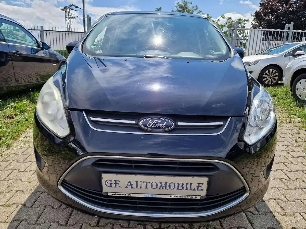 Gebraucht Ford Grand C-Max Trend 125 PS (91 kW) 2011 Pantherschwarz metallic Van / Kleinbus