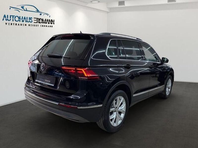 Gebraucht VW Tiguan Highline 150 PS (110 kW) 2018 Schwarz SUV
