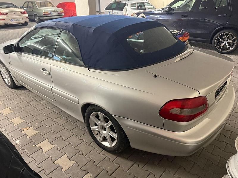 Gebraucht Volvo C70 163 PS (119 kW) 2002 Silber Cabrio